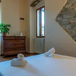 Apartamento *holiday Home* W/patio & Fireplace + Lake View *
