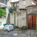*holiday Home* W/patio & Fireplace + Lake View Apartamento