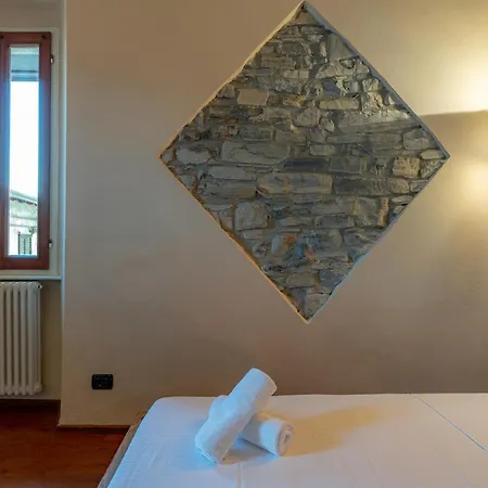 Daire *holiday Home* W/patio & Fireplace + Lake View Pognana Lario