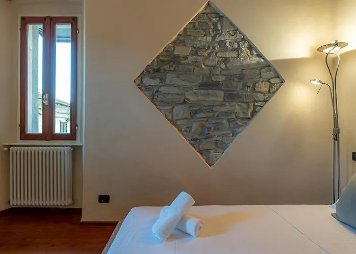 Apartment *holiday Home* W/patio & Fireplace + Lake View Pognana Lario