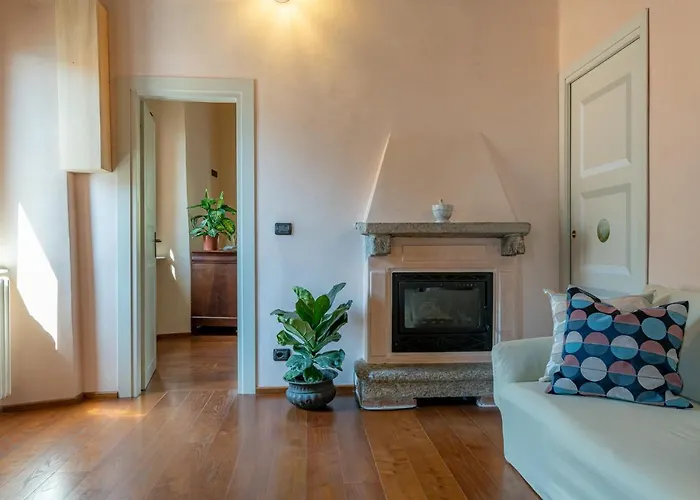 Apartment *holiday Home* W/patio & Fireplace + Lake View Pognana Lario