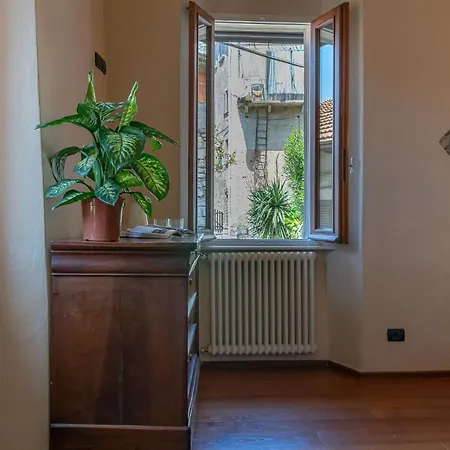 *holiday Home* W/patio & Fireplace + Lake View Apartamento *